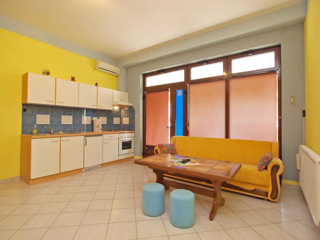 Apartments Denis 19 Fažana エクステリア 写真