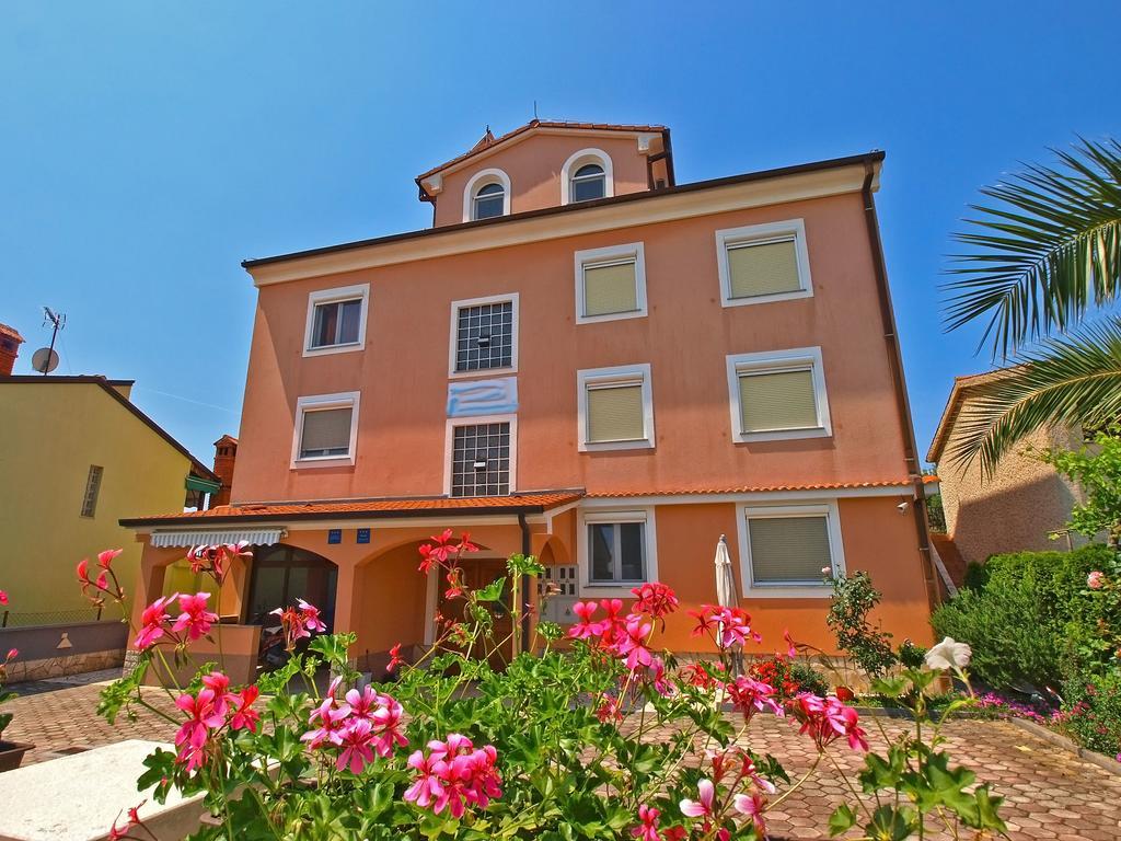 Apartments Denis 19 Fažana エクステリア 写真