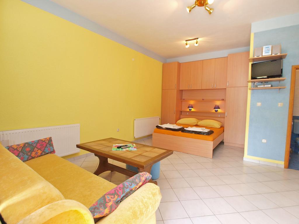 Apartments Denis 19 Fažana エクステリア 写真