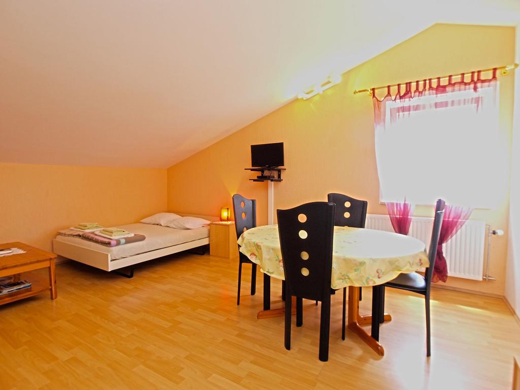 Apartments Denis 19 Fažana エクステリア 写真